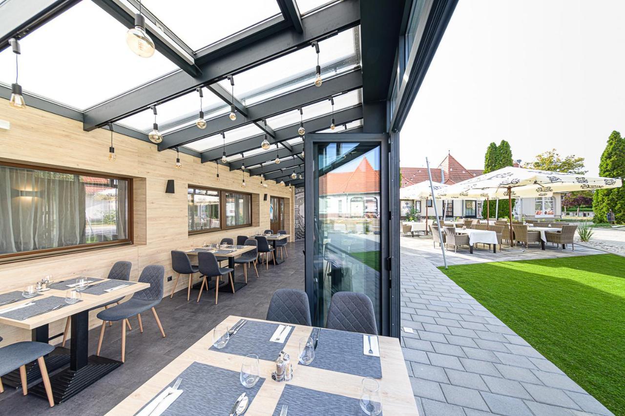 Hotel Jam Panzió Kapuvár Zewnętrze zdjęcie