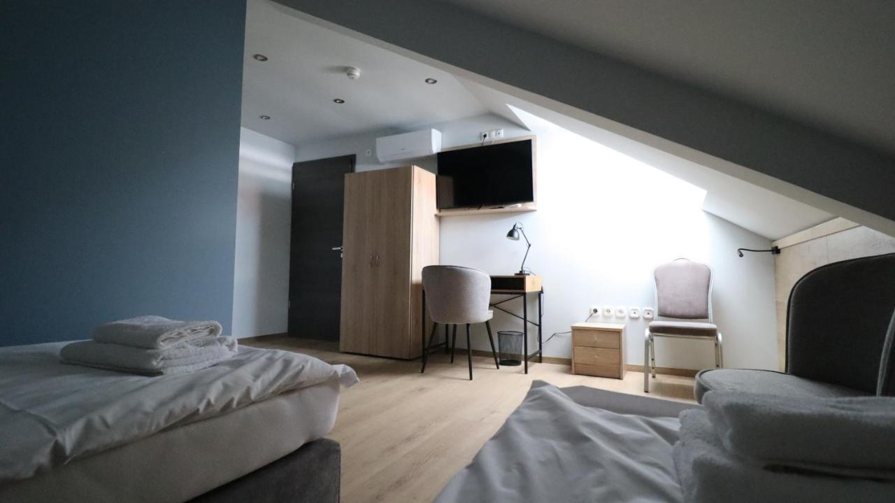 Hotel Jam Panzió Kapuvár Zewnętrze zdjęcie