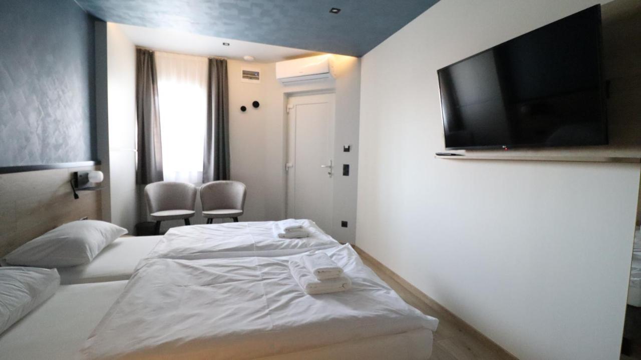 Hotel Jam Panzió Kapuvár Zewnętrze zdjęcie