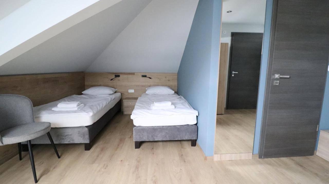 Hotel Jam Panzió Kapuvár Zewnętrze zdjęcie